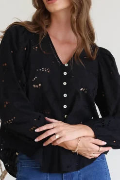 Marise Blouse - Hollow Out Embroidered Button Down Blouse in Black><noscript><img width=
