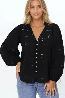 Marise Blouse - Hollow Out Embroidered Button Down Blouse in Black><noscript><img width=