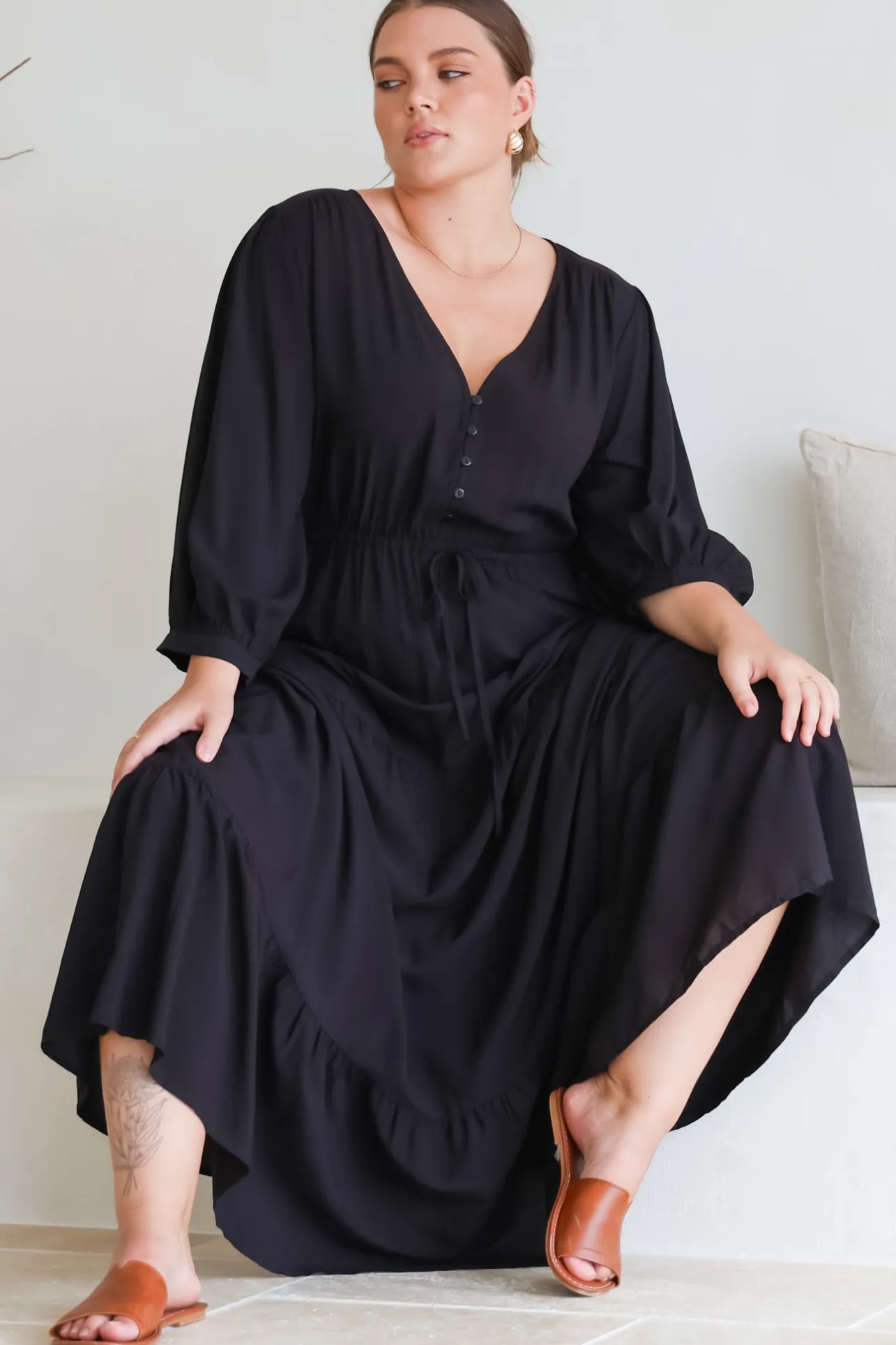 Mia Maxi Dress - V Neck 3/4 Sleeve Tiered Dress in Black>Salty Crush Discount