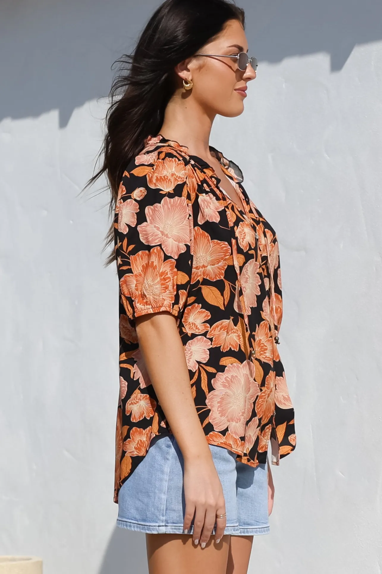 Neo Blouse - High Frill Collar Button Down Shirt in Yasmin Print Black>Salty Crush