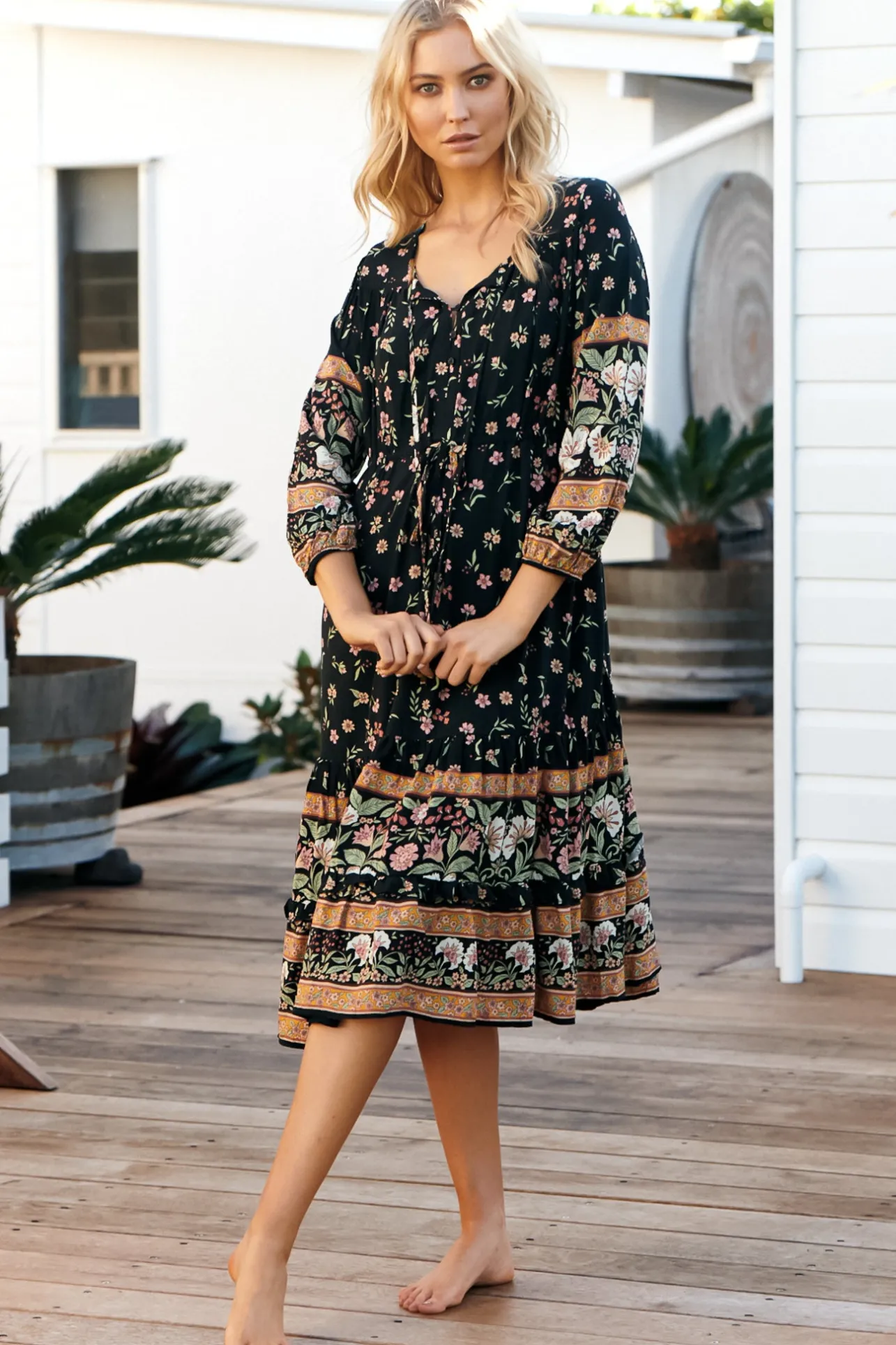 Olly Midi Dress: V Neck Pull in Waist Tie Tiered Dress in Eternity Print>Jaase Outlet