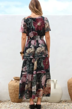 Payton Maxi Dress - Pleat Detailed A-Line Dress with Cap Flutter Sleeves in Annalisa Print><noscript><img width=