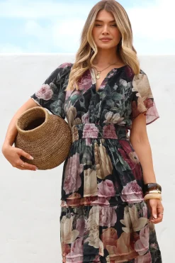 Payton Maxi Dress - Pleat Detailed A-Line Dress with Cap Flutter Sleeves in Annalisa Print><noscript><img width=