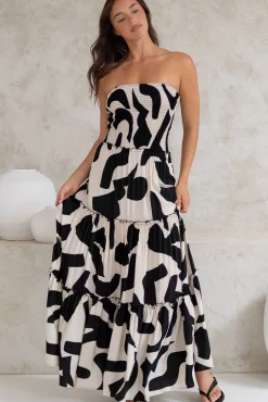 Rhea Maxi Dress - Strapless Ruffle Spliced Tiered Dress in Halsey Print><noscript><img width=