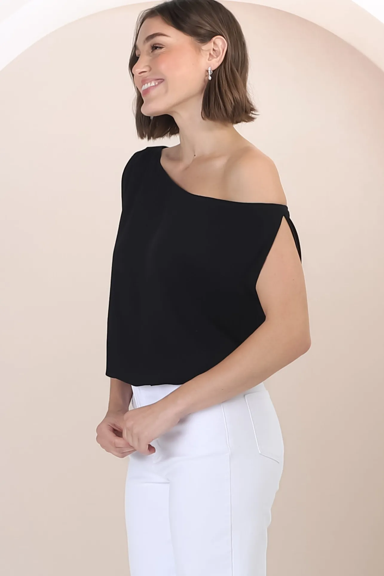 Rielle Top - One Shoulder Aysmmetric Bodysuit in Black>Salty Crush Sale