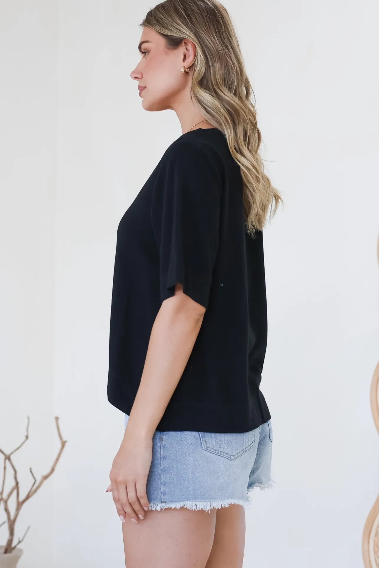 Shandy Top - V-Neck Boxy High Low Top with Short Sleeves in Black>Salty Crush Best