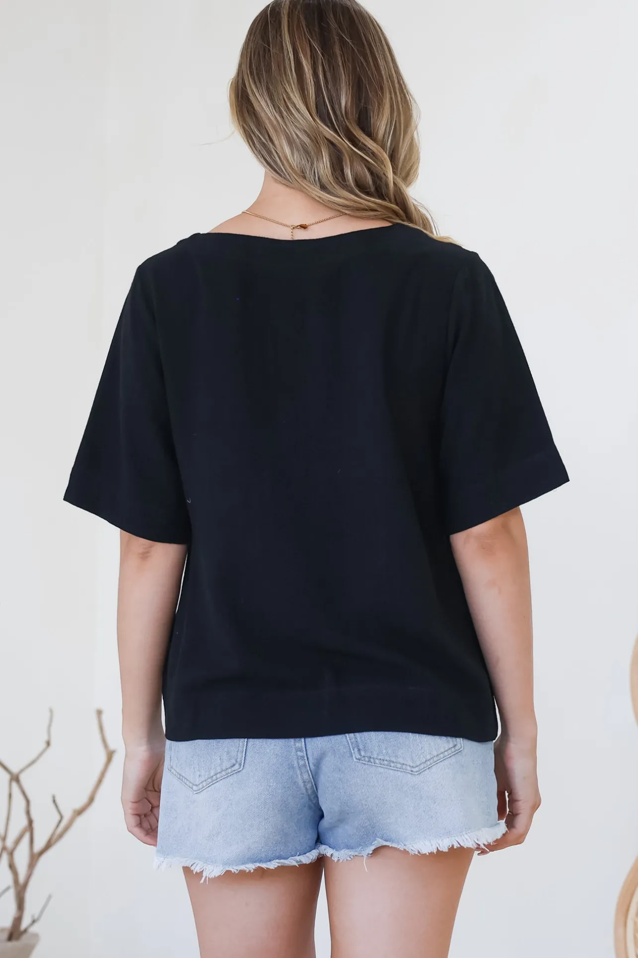 Shandy Top - V-Neck Boxy High Low Top with Short Sleeves in Black>Salty Crush Best