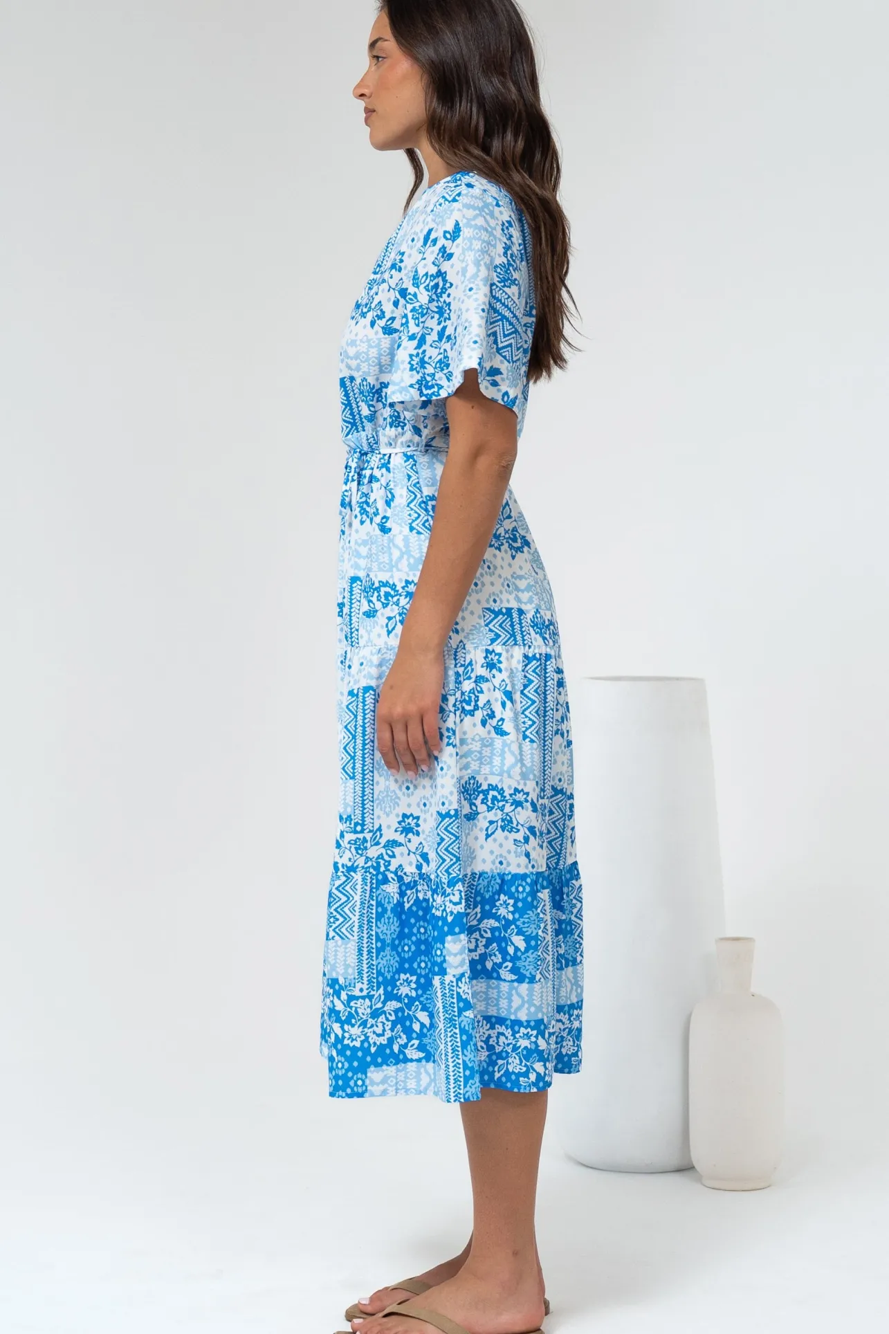 Sharni Midi Dress - V-Neck Shift Dress with Waist Tie in Hilton Print Blue>Salty Crush Online