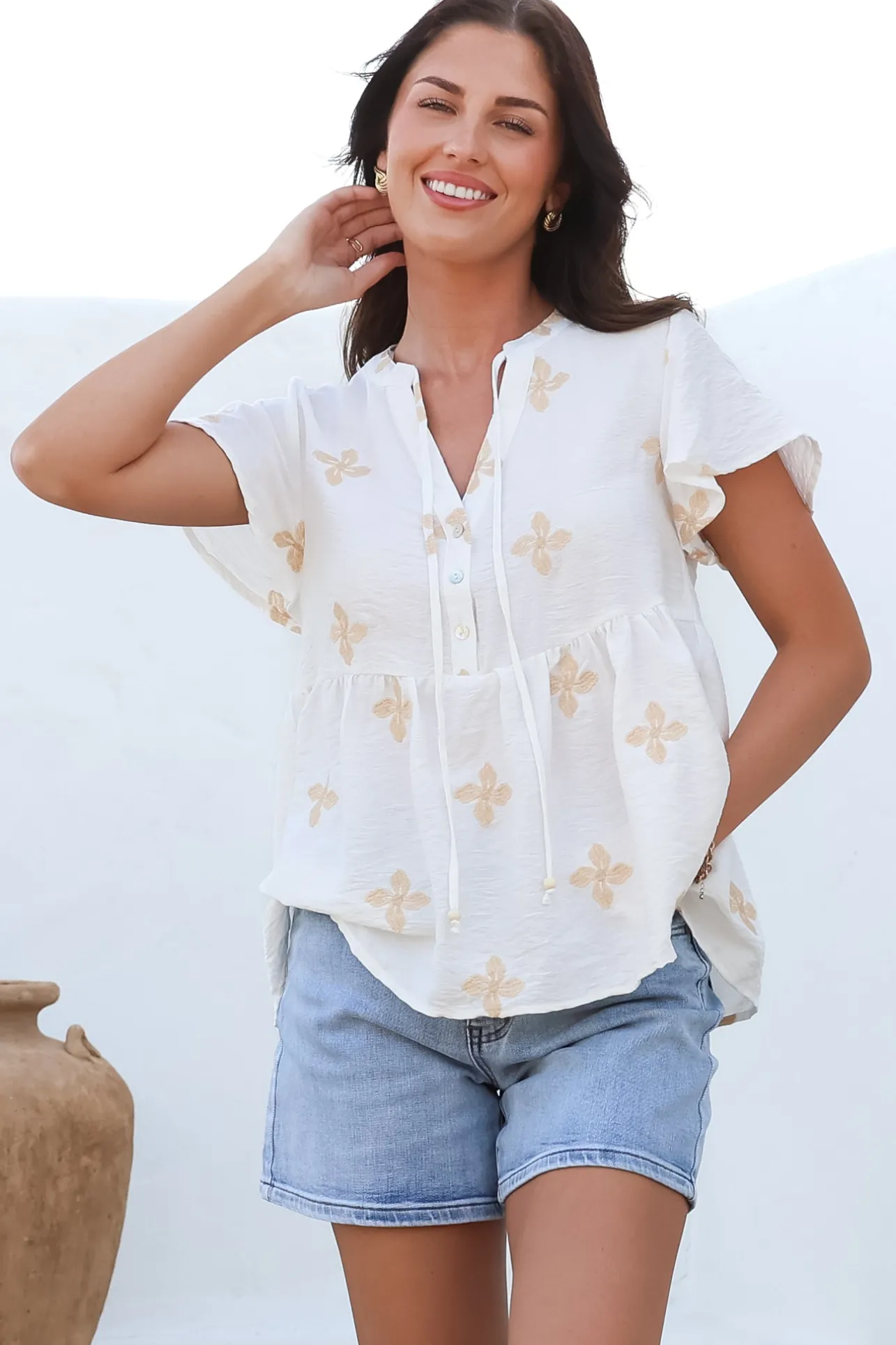 Siempre Top - Mandarin Collar Peplum Hem Top in Gigi Print White>Salty Crush