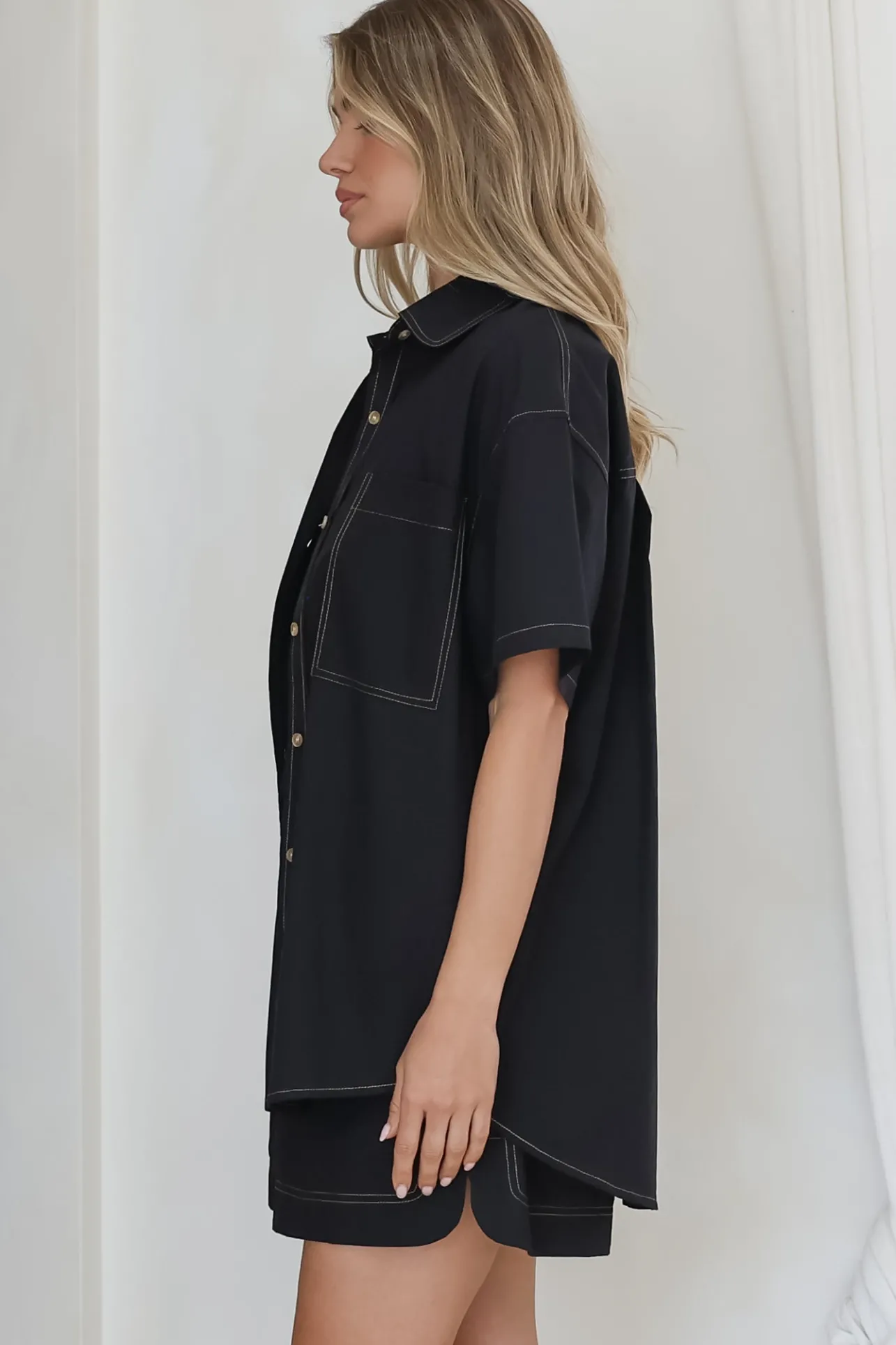 Steele Shirt - Collared Button Down Shirt with Contrast Stitching in Black>Salty Crush Outlet