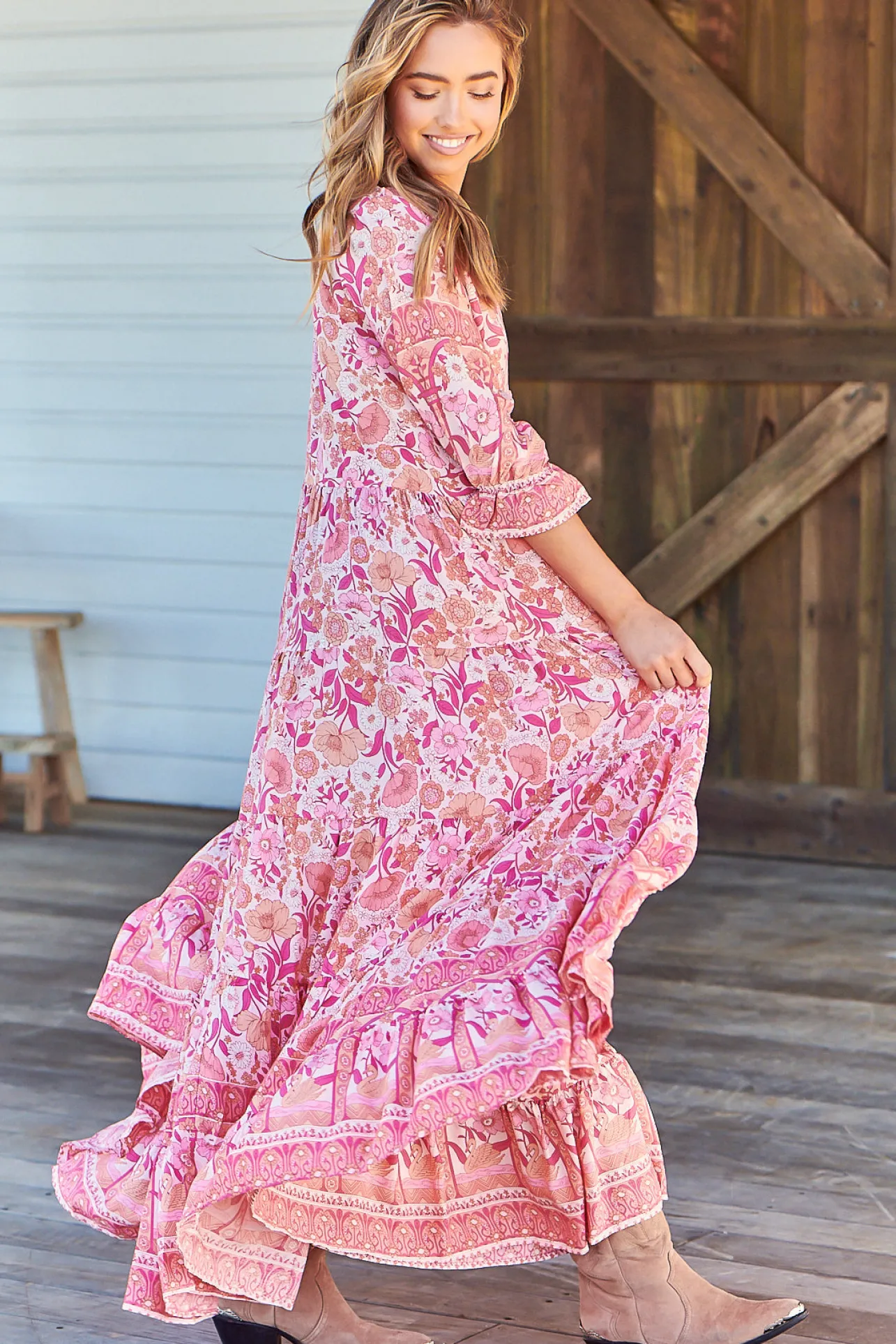 Tillie Maxi Dress - Relaxed Style with V Neckline Dress in Leena Print>Jaase