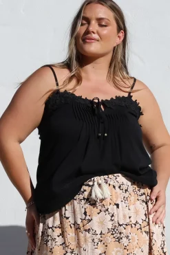 Tilly Top - Lace Sweetheat Neckline Cami with Adjustable Straps in Black><noscript><img width=