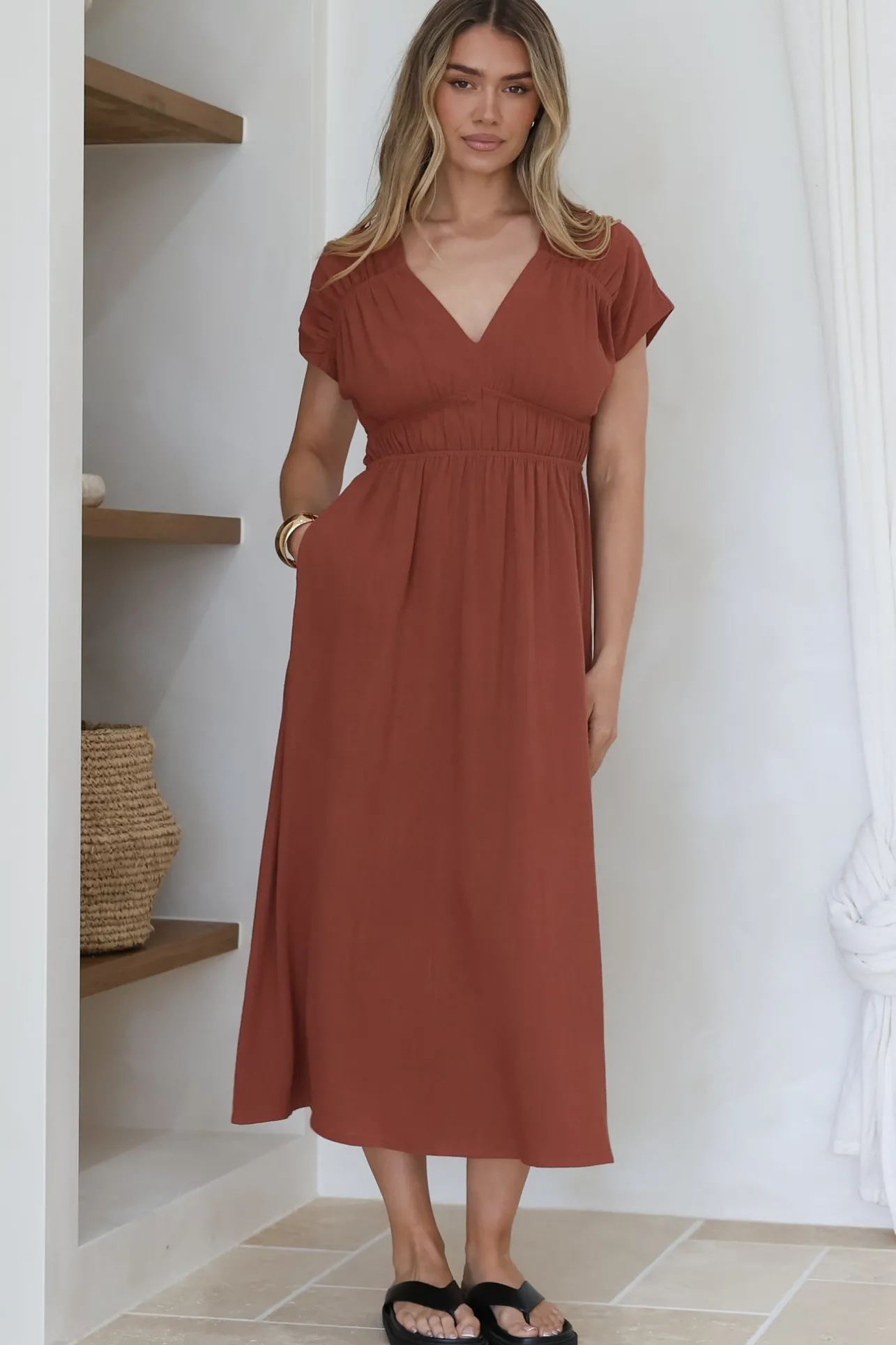 Torin Midi Dress - Gathered and Piping Detailed A-Line Dress with a V-Neckline in Rust>Salty Crush Hot