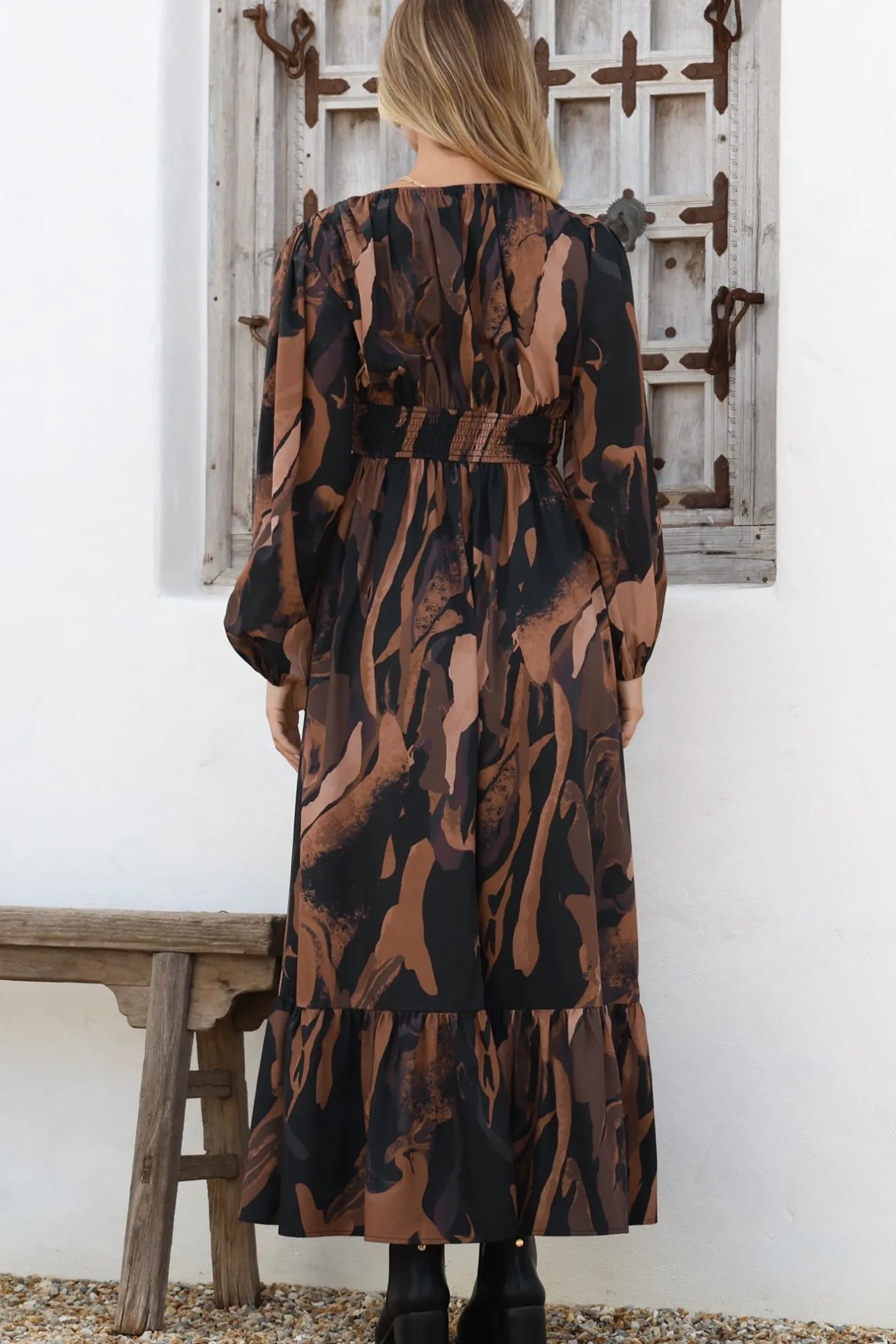 Violla Maxi Dress - V Neck Shirred Waist A Line Dress in Chelsea Print Brown>Salty Crush