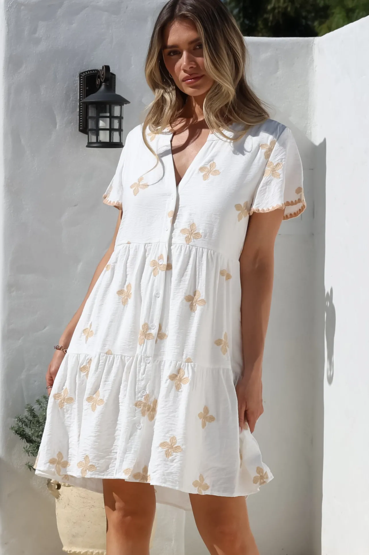 Wilma Mini Dress - Bermuda Collar Button Down Dress with Cap Sleeves in Gigi Print White>Salty Crush Sale
