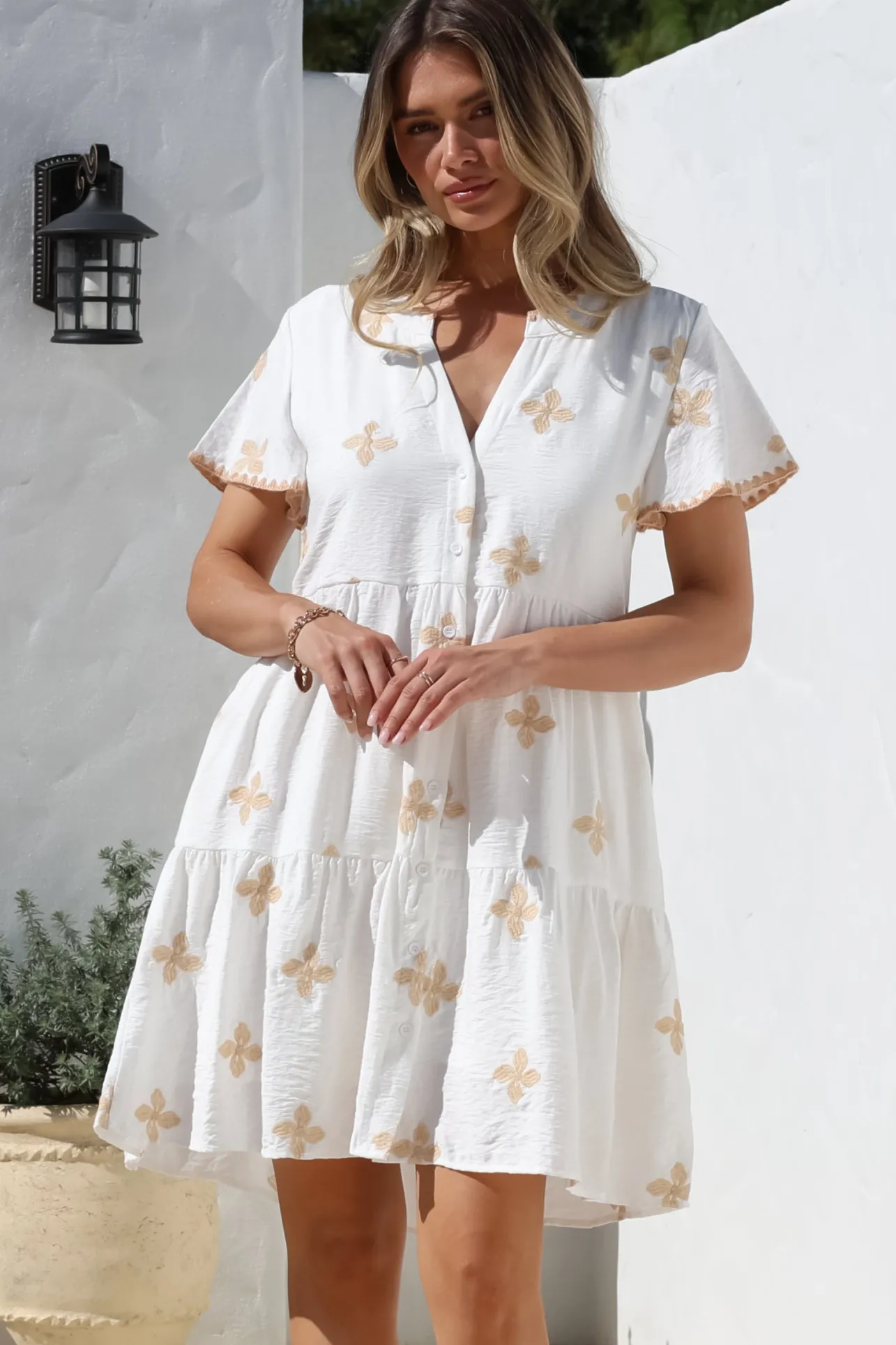 Wilma Mini Dress - Bermuda Collar Button Down Dress with Cap Sleeves in Gigi Print White>Salty Crush Sale