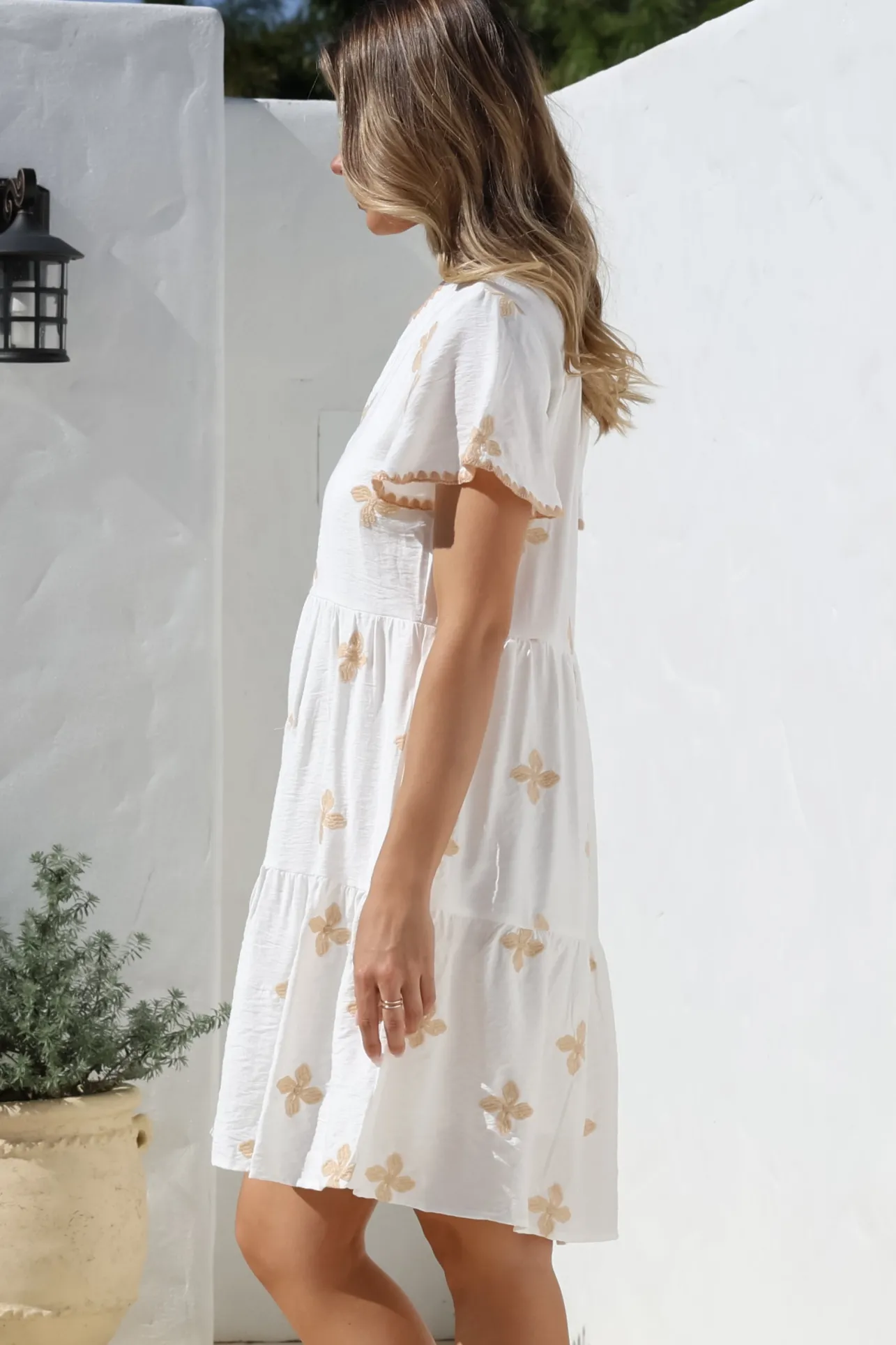 Wilma Mini Dress - Bermuda Collar Button Down Dress with Cap Sleeves in Gigi Print White>Salty Crush Sale