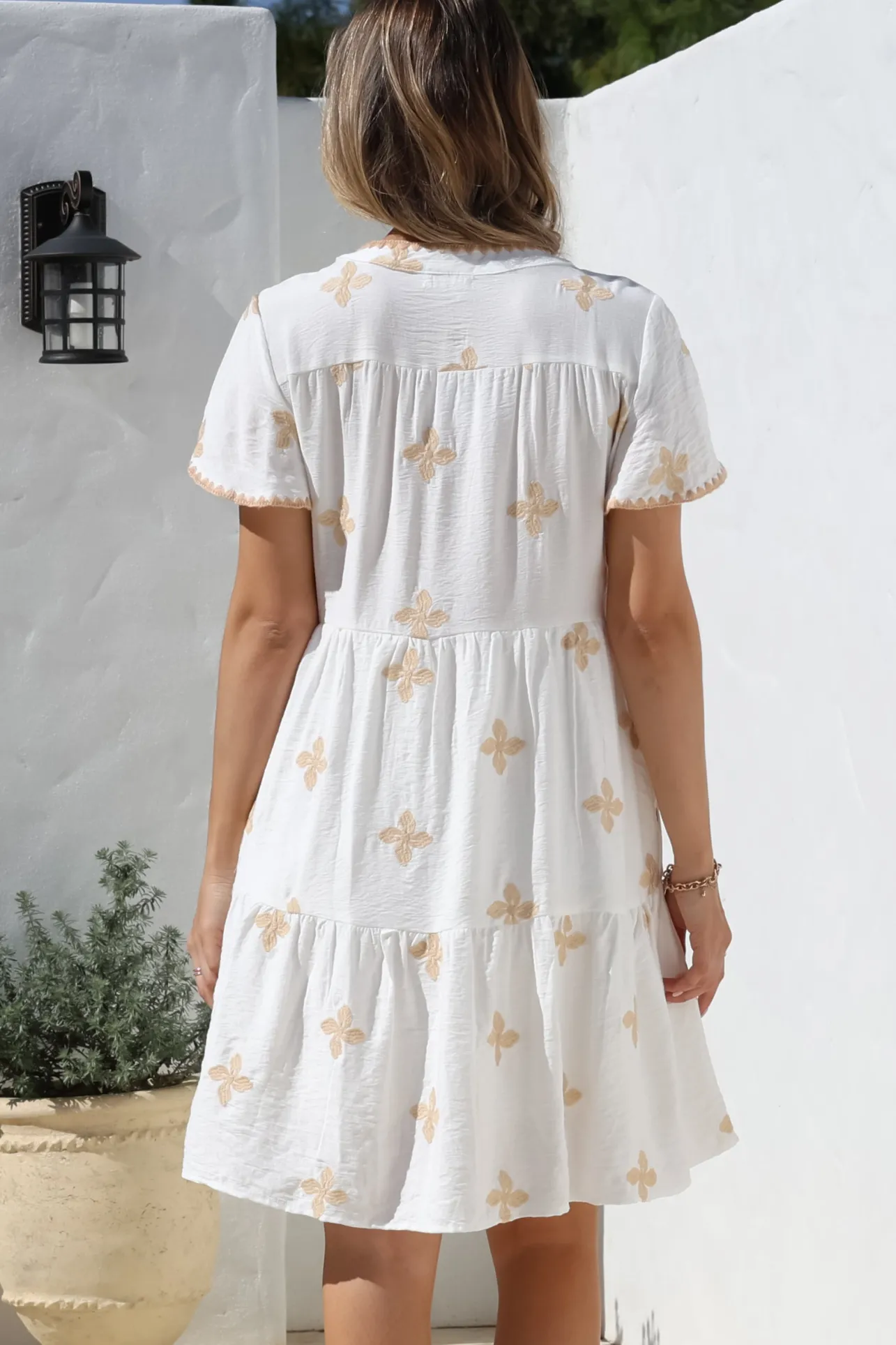 Wilma Mini Dress - Bermuda Collar Button Down Dress with Cap Sleeves in Gigi Print White>Salty Crush Sale