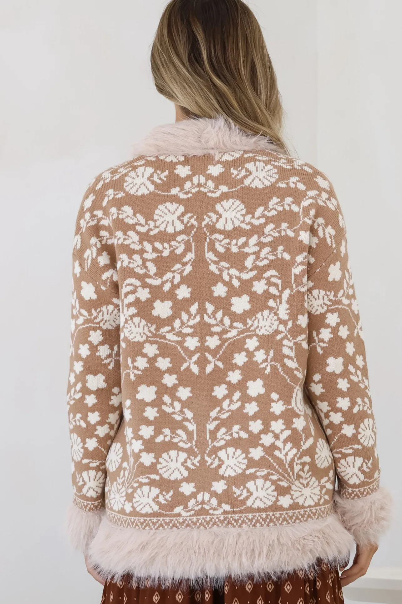 Wolfe Jacket - Faux Fur Trim Open Knit Jacket in Camel>Salty Crush Clearance