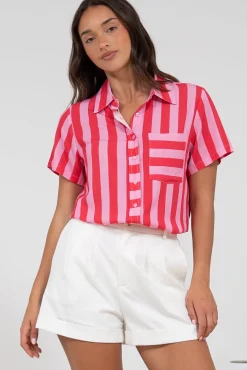 Wynn Shirt - Collared Button Down with Pocket in Gaubi Print Pink><noscript><img width=