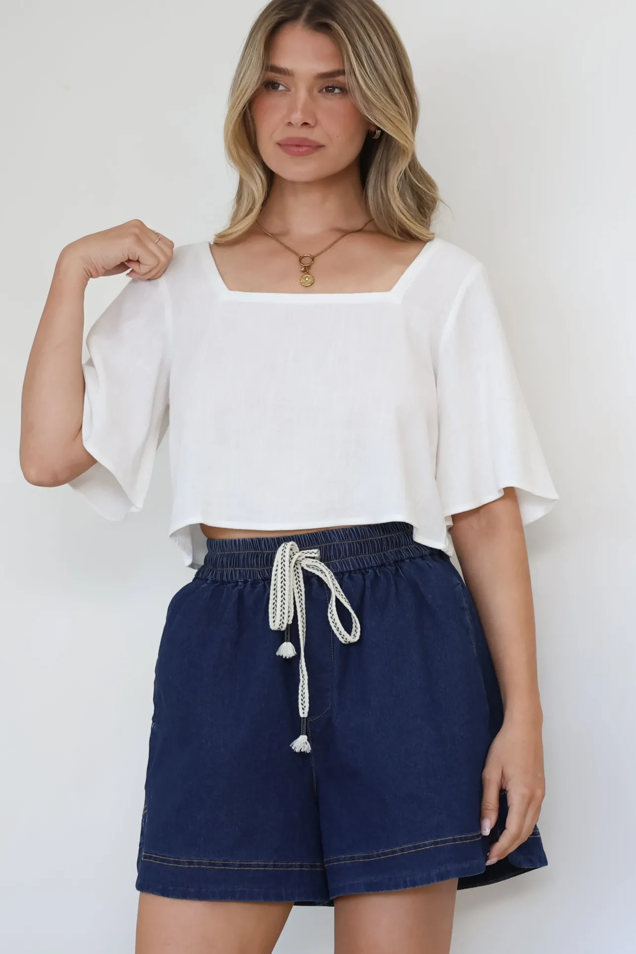 Zali Top - Square Neckline Crop with Short Airy Sleeves in White>Salty Crush