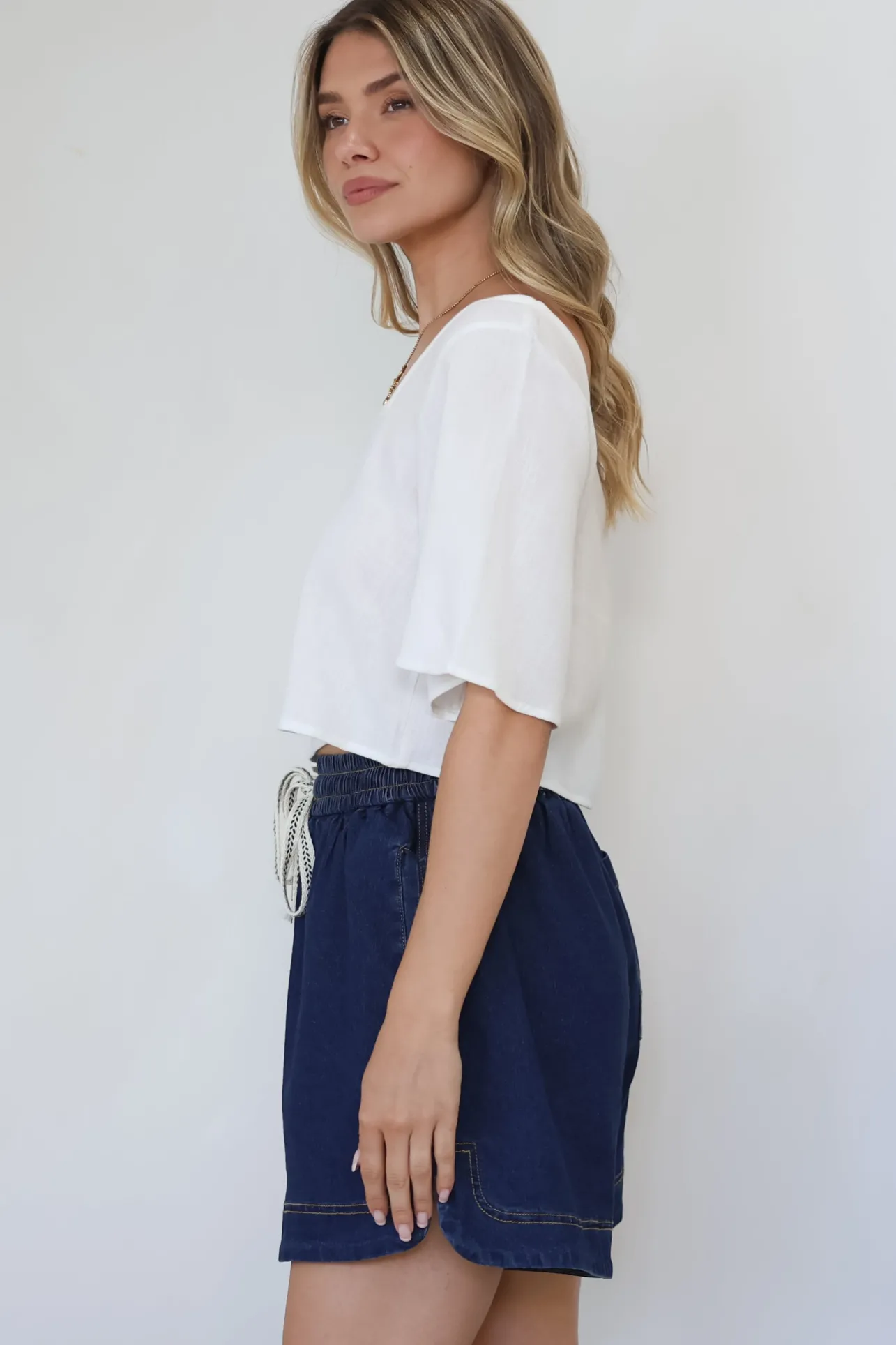 Zali Top - Square Neckline Crop with Short Airy Sleeves in White>Salty Crush